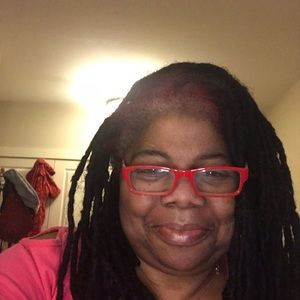 Meet your Posher, Sylvia